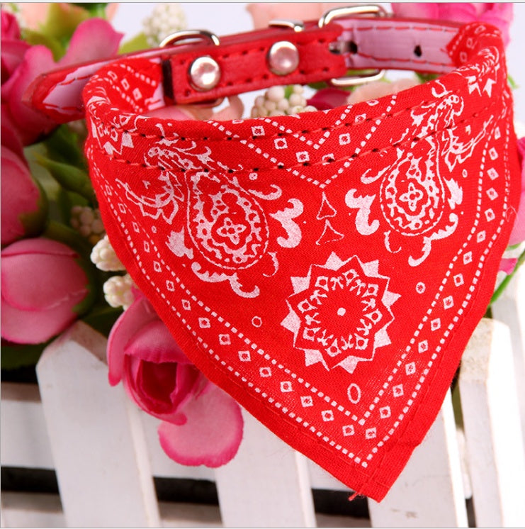Pet Triangle Scarf – Stylish Bandana for Dogs & Cats