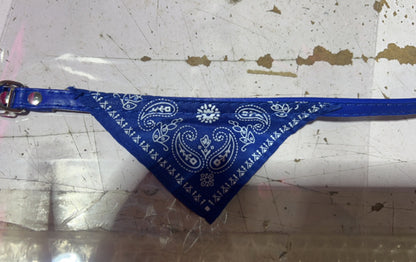 Pet Triangle Scarf – Stylish Bandana for Dogs & Cats